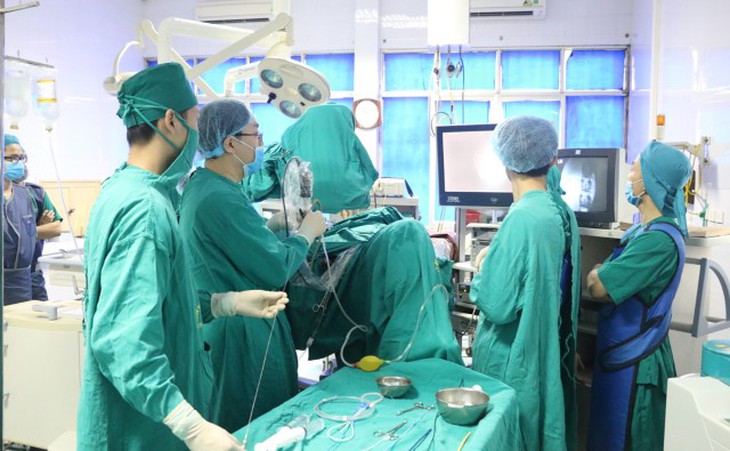 Nội soi niệu quản mềm