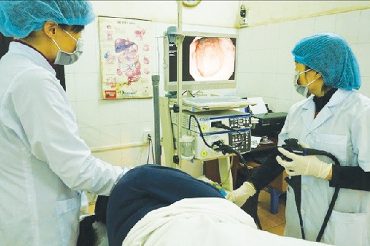 Luân chuyển bác sĩ tuyến trên về tuyến dưới:“Làm thật - kiểm tra thật”