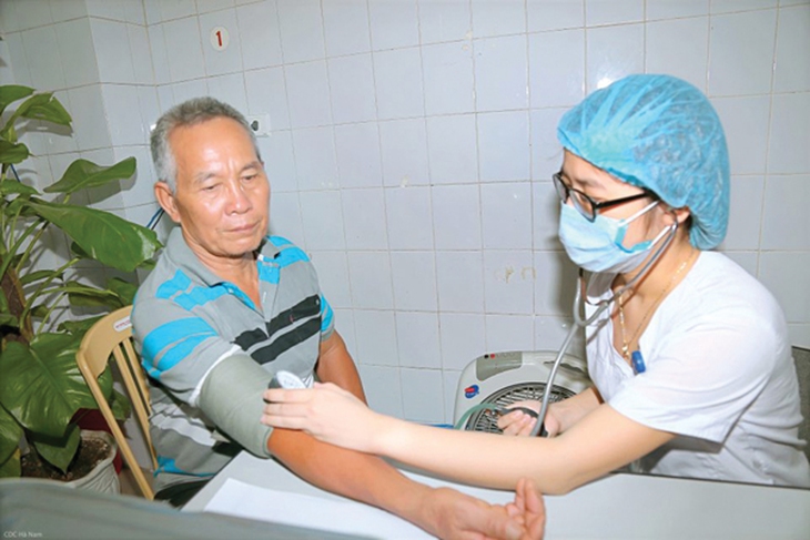 Người cao huyết áp