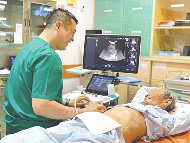 Tối ưu hóa điều trị u gan cho người cao tuổi