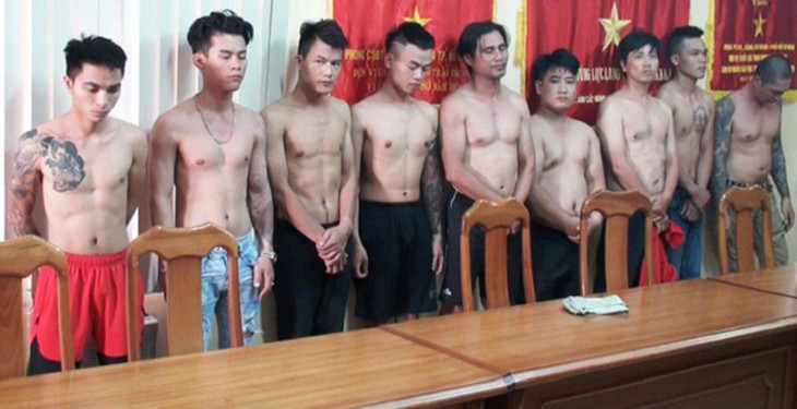 Cần nghiêm trị kẻ “khủng bố” bằng chất bẩn