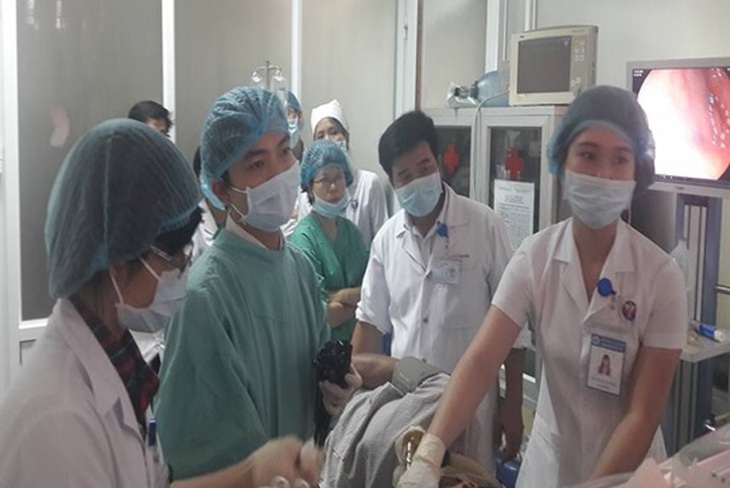 Người bác sĩ nội soi