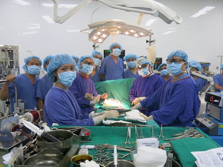Hai ca ghép tạng đặc biệt lần đầu tiên Việt Nam thực hiện thành công