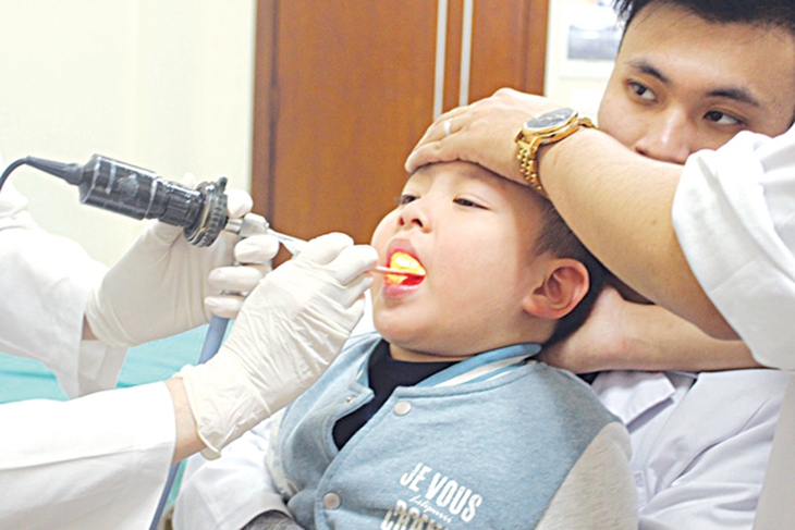 Bệnh về mũi, họng, có thể là biểu hiện của bệnh bạch hầu ở trẻ em