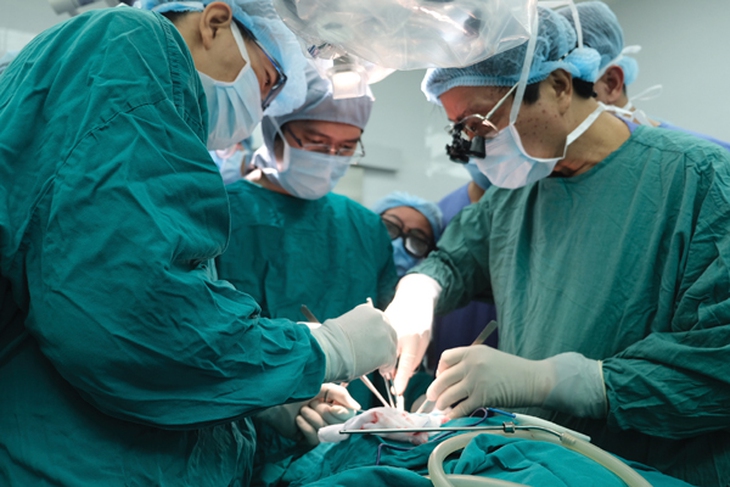 Tín hiệu vui trong điều trị dị tật hậu môn