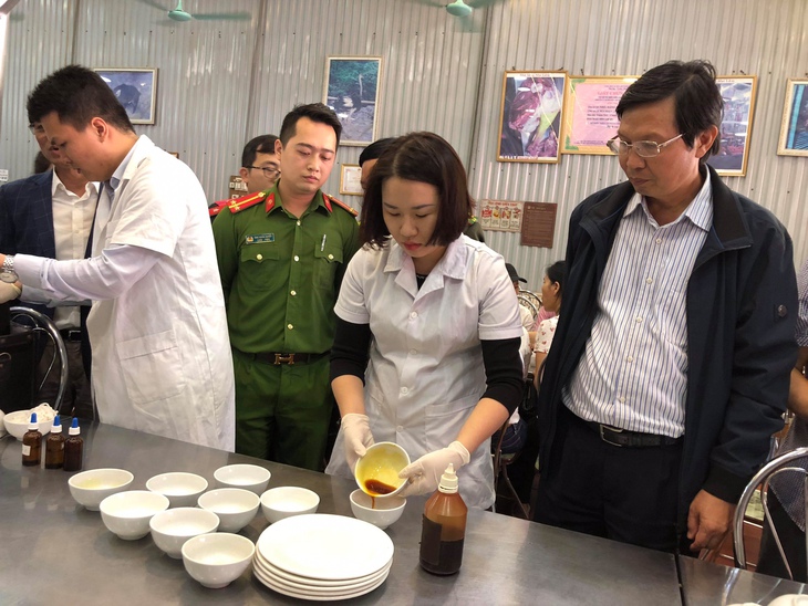 Thủ tướng: Xử lý nghiêm các vi phạm an toàn thực phẩm