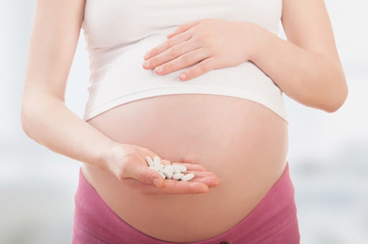 Giục sinh dễ đẻ, liệu có an toàn?