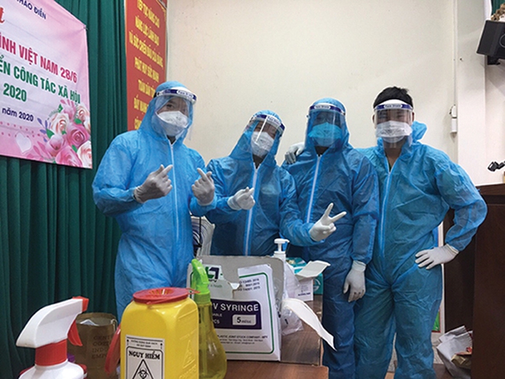 Những “bóng hồng” ở khu cách ly