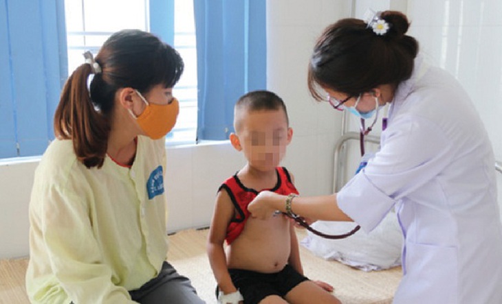 Giao mùa, trẻ dễ mắc bệnh đường hô hấp:
