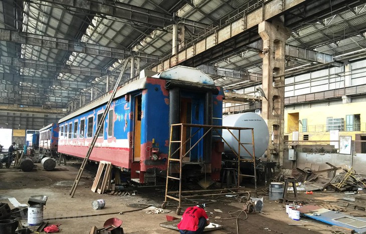 Ngành đường sắt xin chuyển đổi hàng trăm toa xe hết niên hạn
