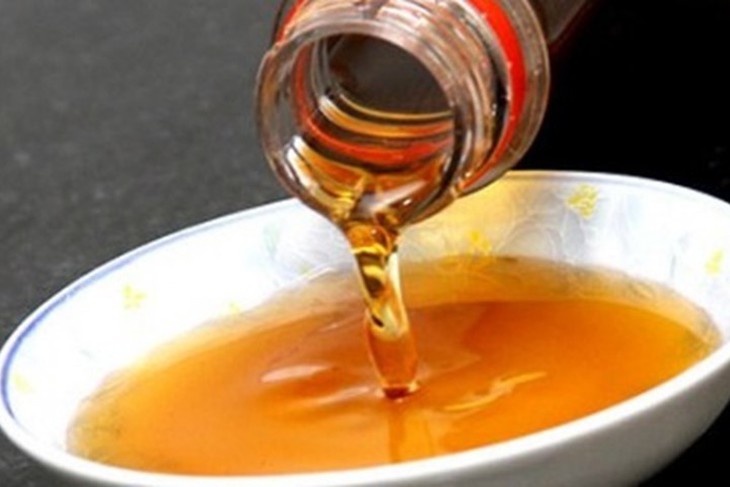 nước mắm nhiễm thạch tín