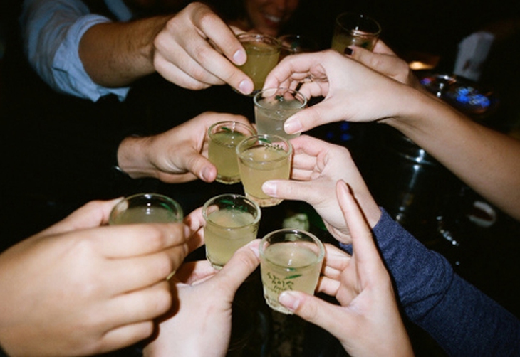 say rượu