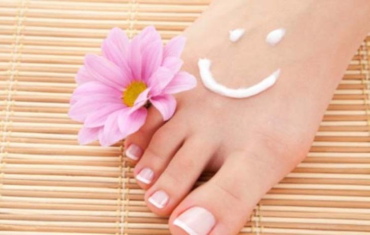 bí quyết sở hữu đôi chân đẹp