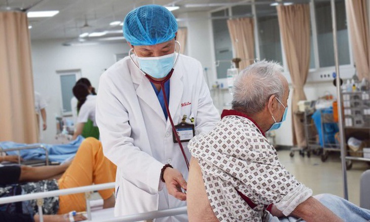 Cụ ông hôn mê vì uống An cung ngưu hoàng hoàn ngừa tai biến