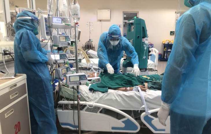 1 phụ nữ sốc độc tố virus SARS-CoV-2, tổn thương phổi trên 75% vẫn sống sót kỳ diệu