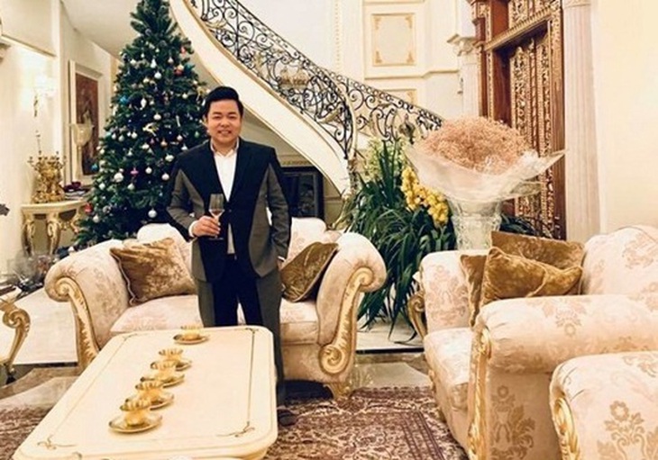 Sở hữu biệt thự dát vàng tại Mỹ, Quang Lê vẫn bị đồn thua bạc, quỵt tiền