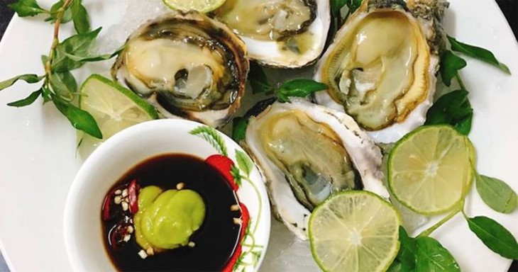 Ăn hàu sống và những nguy cơ tiềm ẩn
