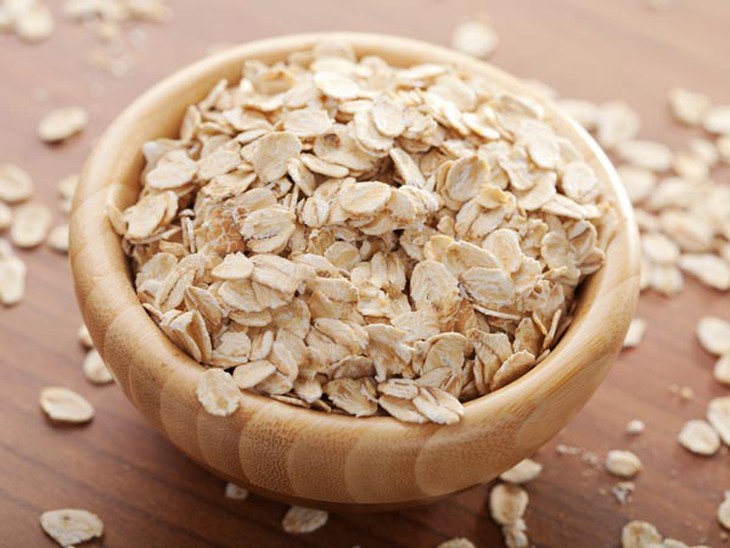 yến mạch trị mẩn đỏ