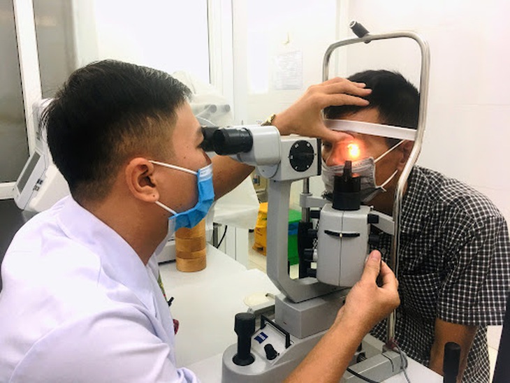 Phòng ngừa thoái hóa điểm vàng ngày càng trẻ hóa