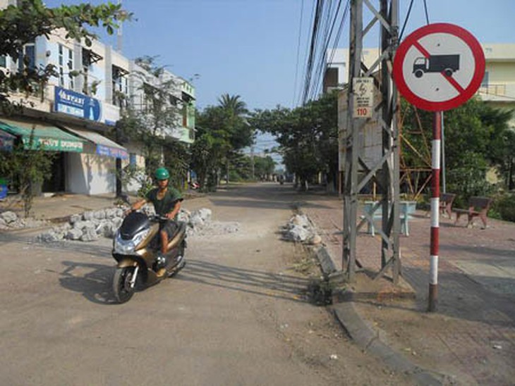 Ðường nào cũng có... chướng ngại vật 2
