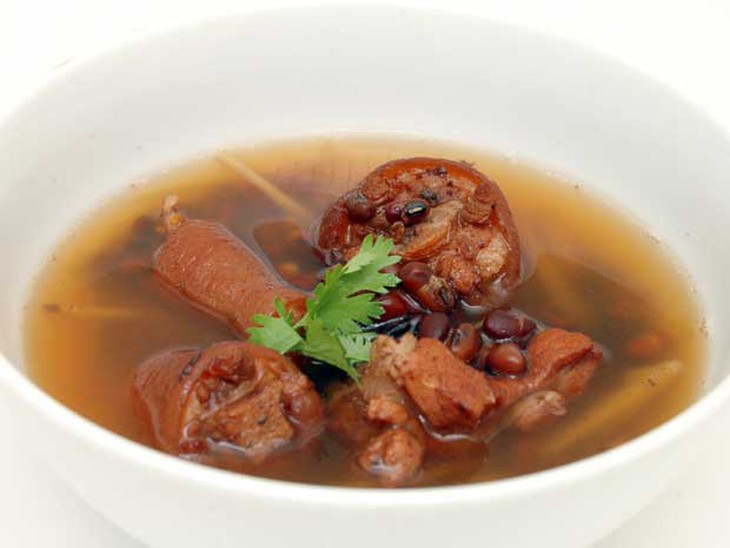 Một số bài thuốc  đông y trị đau lưng 1