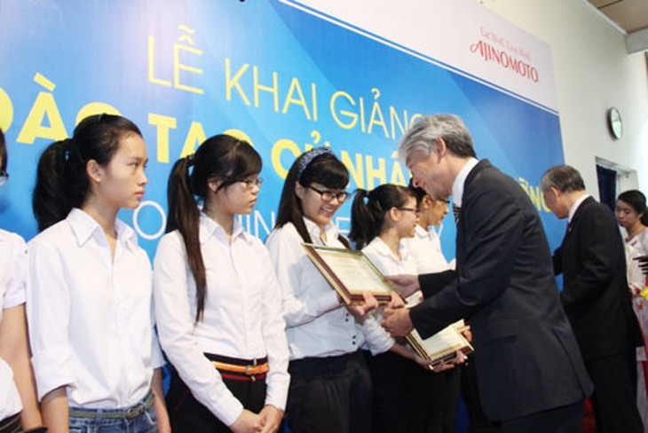 Khai giảng khoá Cử nhân dinh dưỡng đầu tiên tại Việt Nam 2