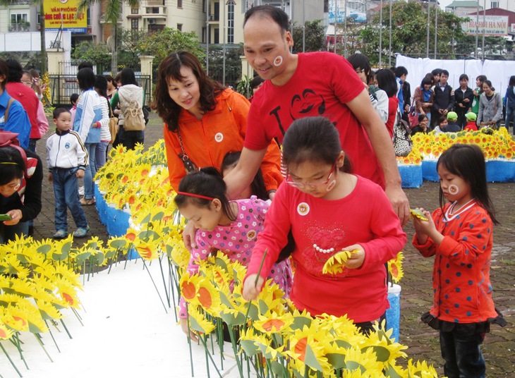 15.000 hoa hướng dương cho bệnh nhi ung thư dũng cảm 2