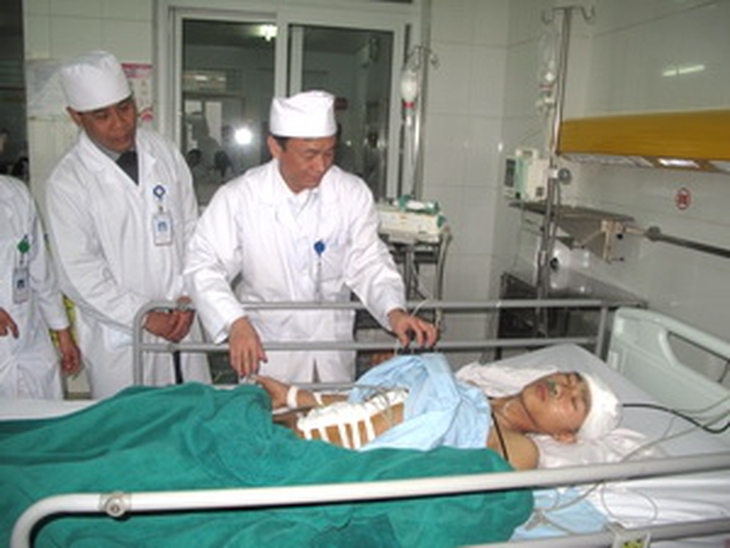 Cứu sống một bệnh nhân bị vỡ tĩnh mạch chủ bụng 1