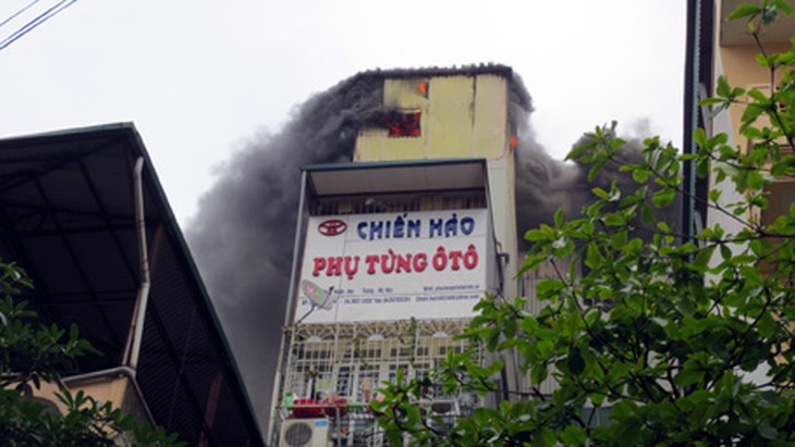 Hỏa hoạn kinh hoàng tại "chợ trời" 2