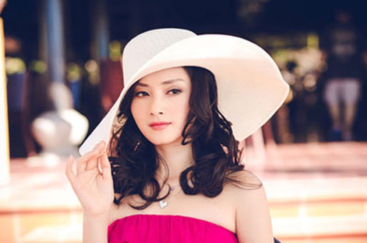Á hậu Châu Mộng Như ứng cử, vị trí Đại sứ Du lịch thêm “nóng”	 2