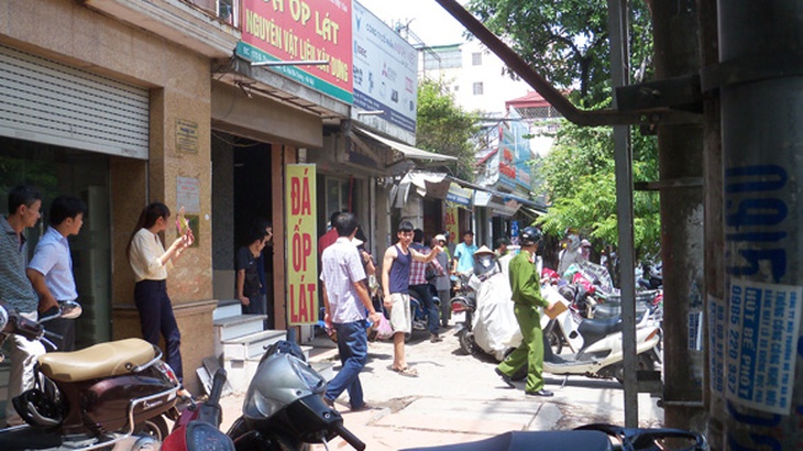 Cháy nồi cá kho, cả khu tập thể náo loạn 1