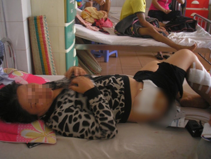 Rùng rợn “quan bà” đánh ghen 1