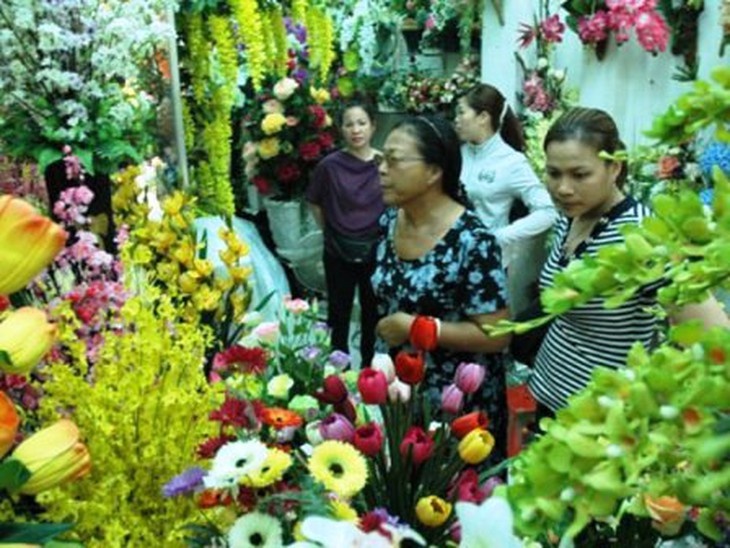 Dịp 20/10, giá hoa tăng chóng mặt 2