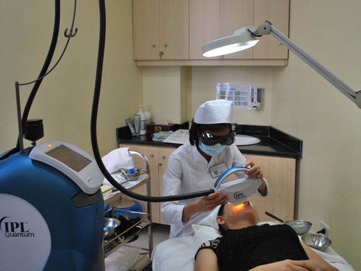 Phẫu thuật thẩm mỹ: Đừng bao giờ tin quảng cáo  2