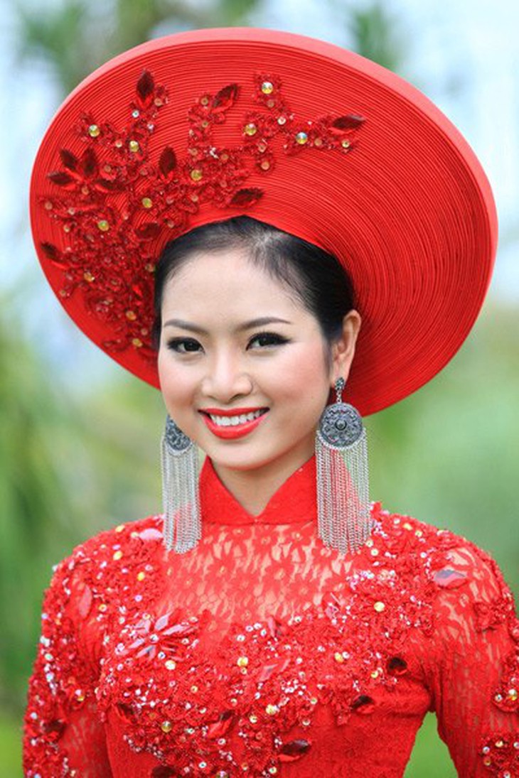 Tân Hoa hậu các dân tộc Việt Nam dính nghi án tình tiền 2