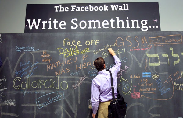 Facebook đang nuốt chửng thế giới như thế nào?
