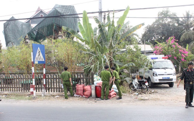 Cha và mẹ của chủ cơ sở cà phê bị sát hại trong biệt thự