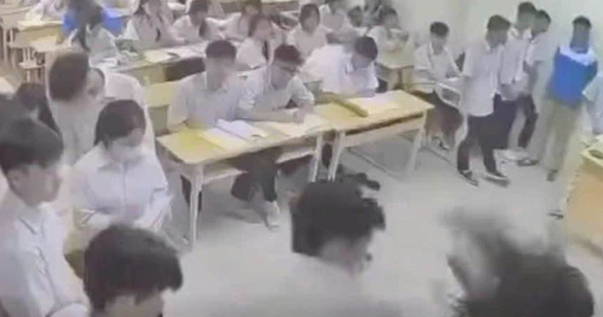 Vụ nam sinh lớp 12 đánh cô giáo gãy xương cánh mũi: Lằn ranh nào cho bạo lực học đường?