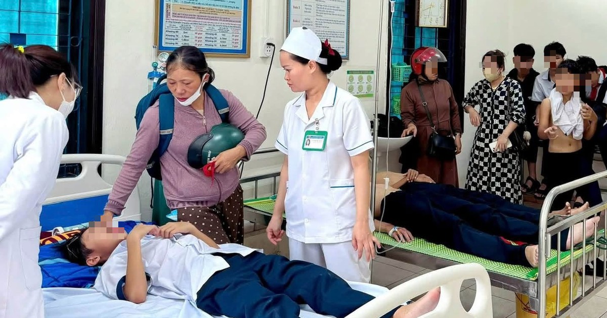 Hàng chục học sinh nhập viện sau khi bị ong đốt
