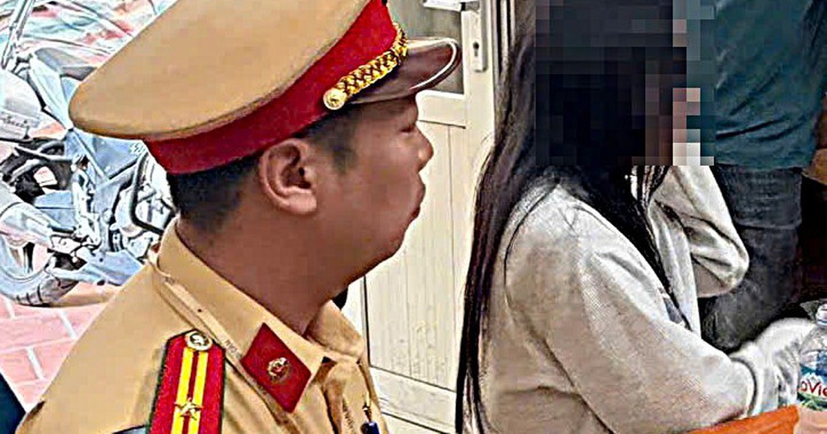 Kịp thời ngăn cô gái có ý định nhảy cầu Long Biên