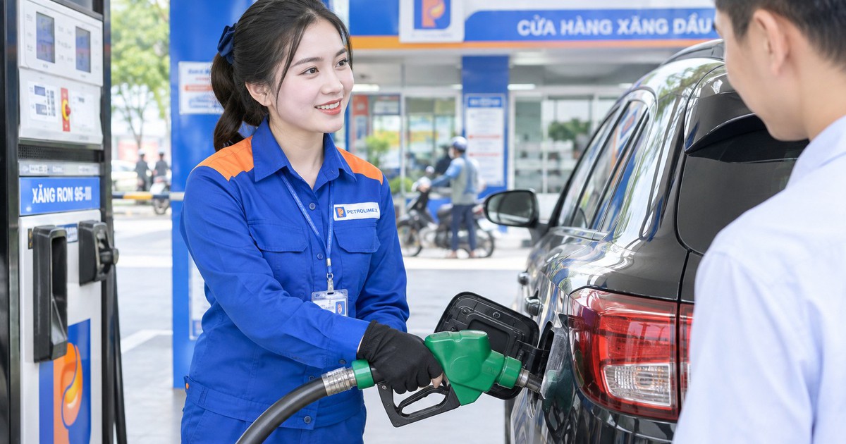 Giá xăng giảm sâu hơn 1.800 đồng/lít từ ngày 22/10