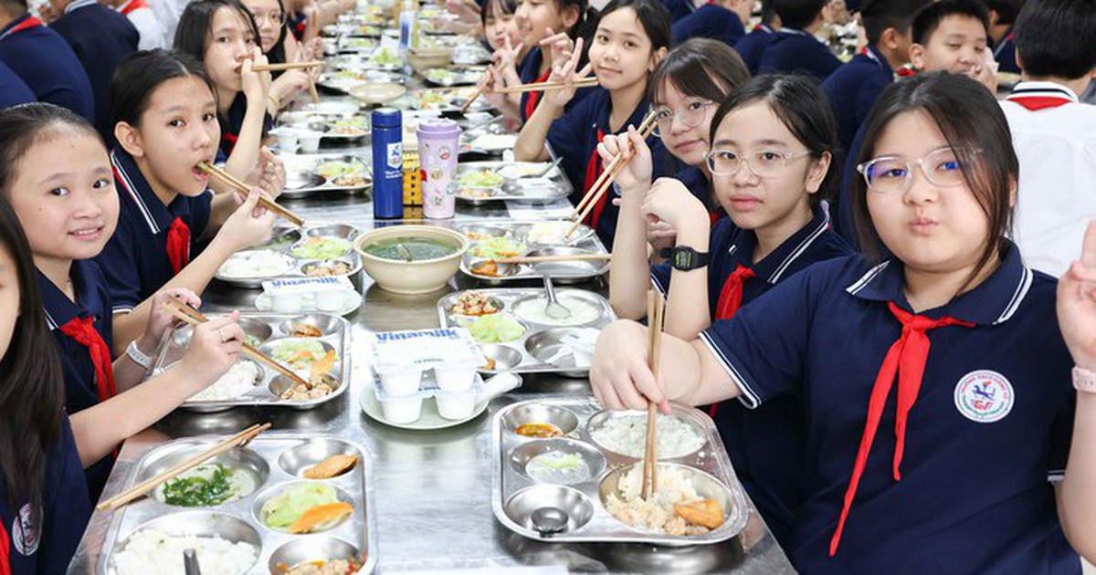 Hà Nội chốt mức trần tiền ăn bữa trưa bán trú