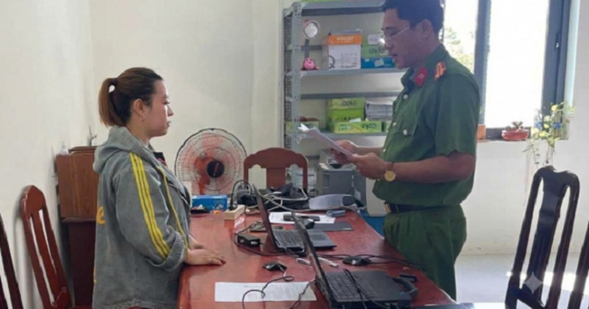 Khởi tố nữ giám đốc đứng sau vụ làm đường cát giả quy mô lớn