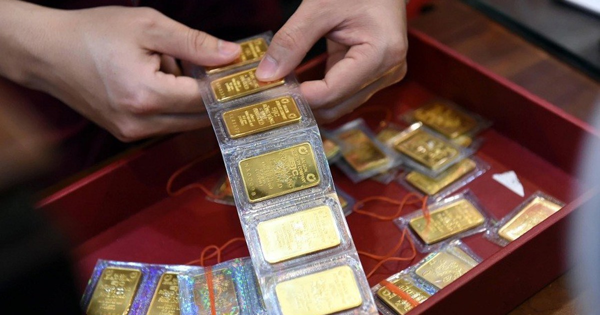 Chốt giá vàng hôm nay ngày 23/10 đồng loạt giảm mạnh