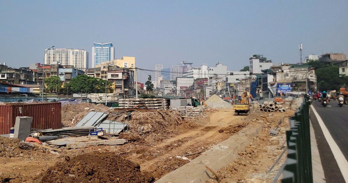Hà Nội: Sau phân luồng nút giao Nguyễn Chí Thanh - La Thành, người dân di chuyển theo 4 lộ trình