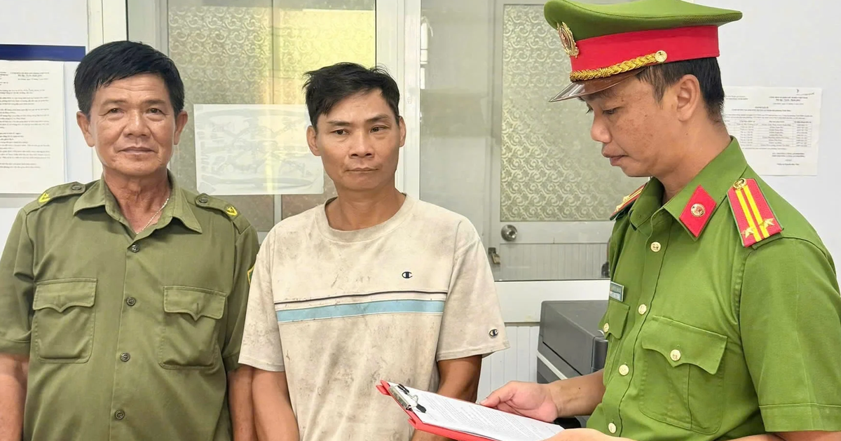 Sáng 25/10: Người đàn ông cầm dao chém hàng xóm thương tích 54% vì nghi trộm gà