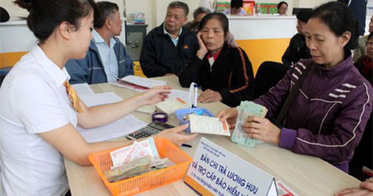 Đề xuất thay đổi hình thức chi trả lương hưu, trợ cấp BHXH