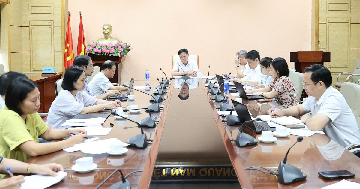 Hoàn thiện quy định quản lý chất ma túy, tiền chất trong lĩnh vực thiết bị ytế