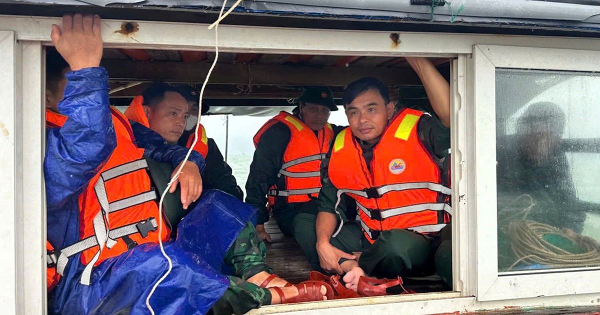 Chìm tàu cá ở Hà Tĩnh, 2 ngư dân gặp nạn