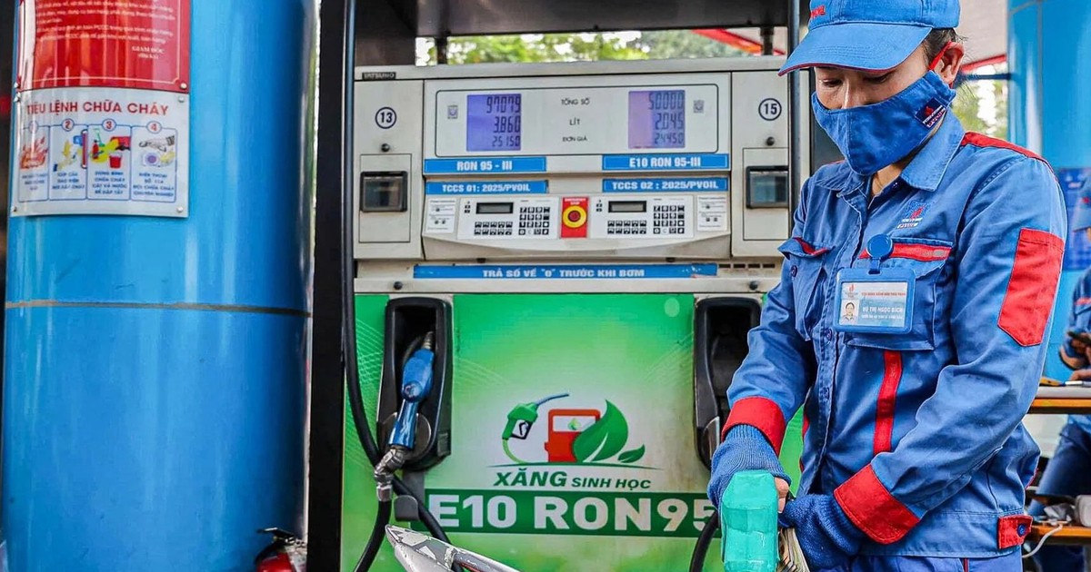 Giá xăng dầu tại Việt Nam vẫn duy trì mức thấp nhất khu vực